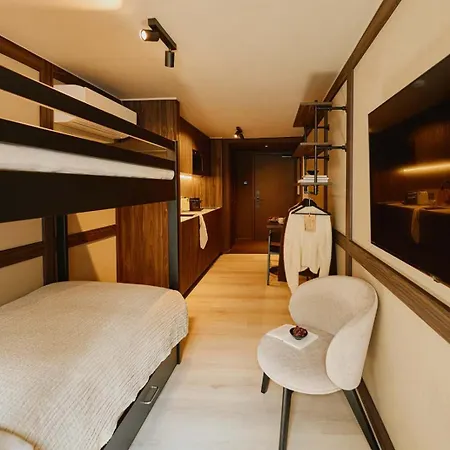 Room With Bunkbed * גנט